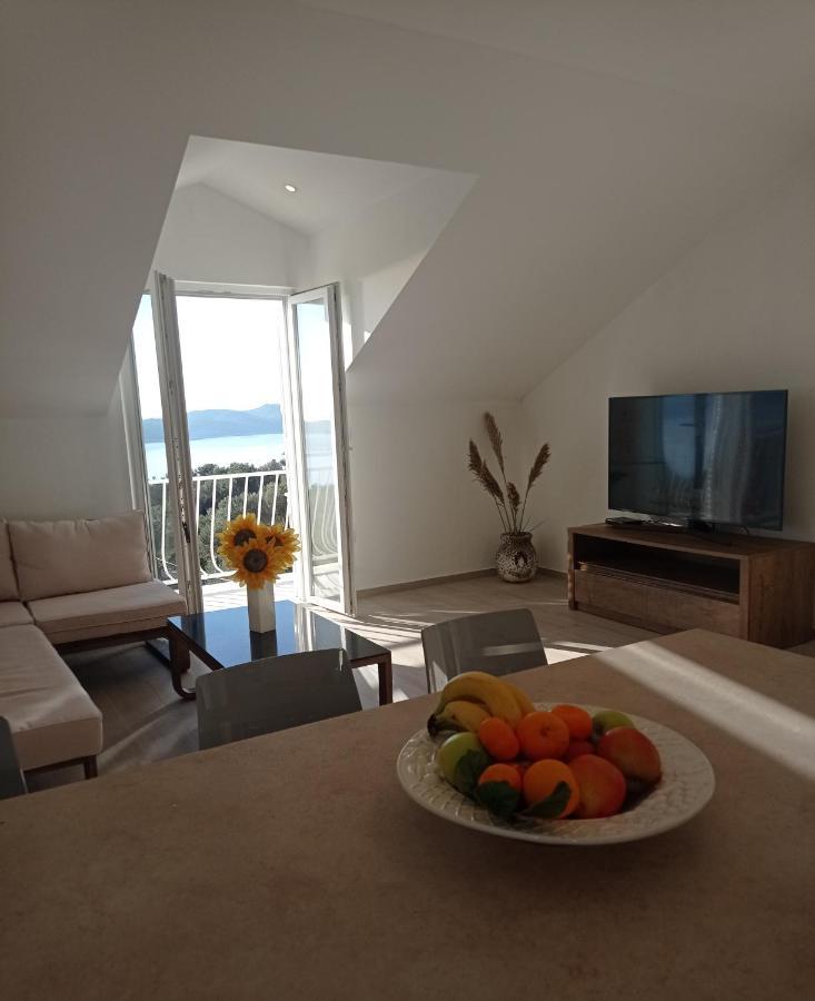 Apartment Lucija With Sea View Дубровник Екстериор снимка
