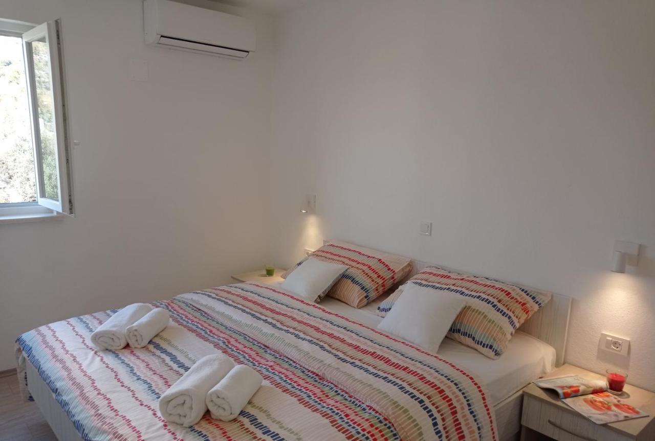 Apartment Lucija With Sea View Дубровник Екстериор снимка